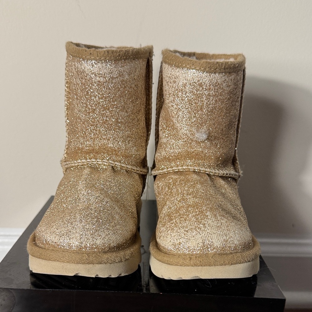 UGG Glittery Tan Baby Girl Boots